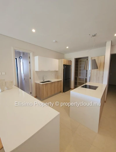 FOR RENT – Stunning 4-Bedroom Ensuite Apartment in Belle Vue (next to Hillside)