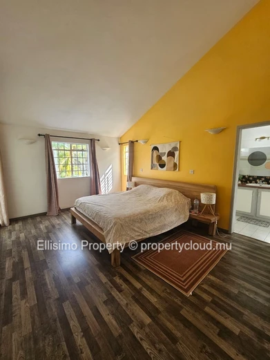 For Rent – Spacious Family Villa with Large Garden and Pool