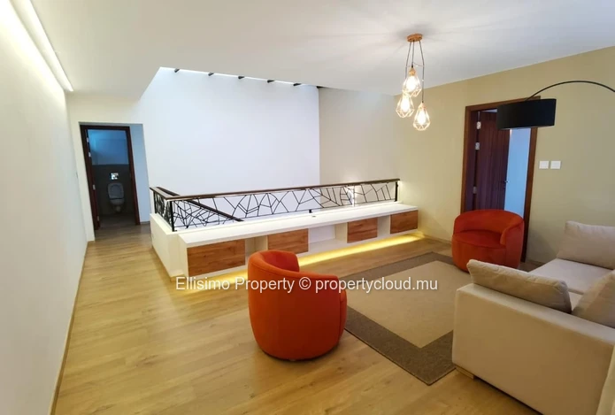 For Rent – Spacious Modern Villa with Swimming Pool | 6 Bedrooms