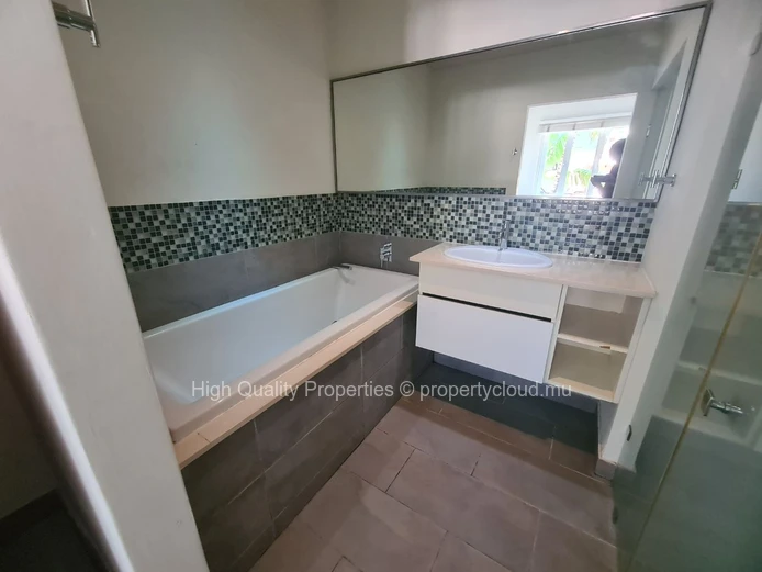 Apartment for rent in Bain Boeuf 