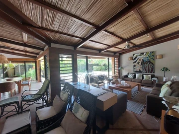 4 Bedroom Villa
