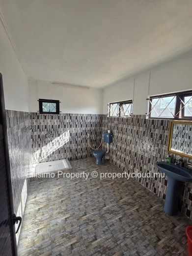 For Sale – 4-Bedroom House with Pool, CCTV & Alarm | Goodlands (Bypass Area)