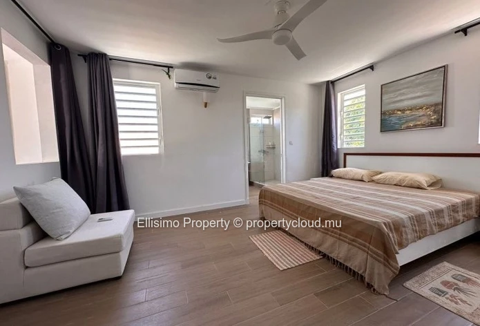 For Rent – Modern 3-Bedroom Villa with Private Pool in Calodyne 