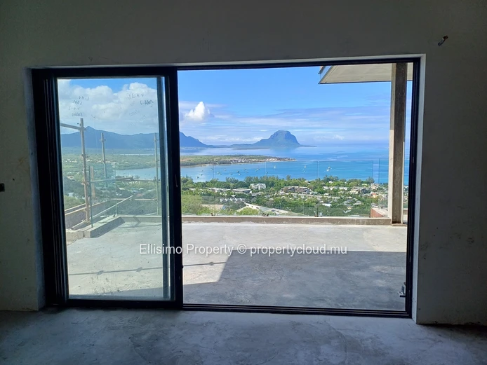 Refined Living with Timeless Beauty