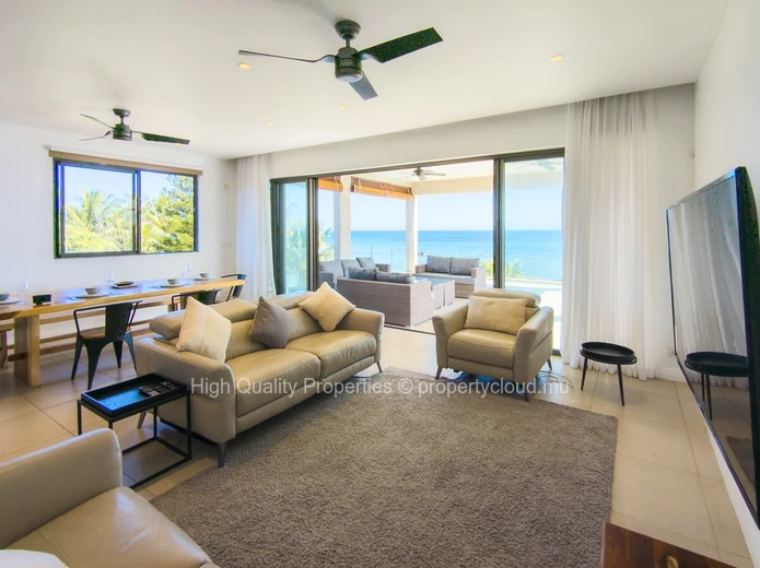Penthouse de Luxe en Bord de Mer au Trou Aux Biches