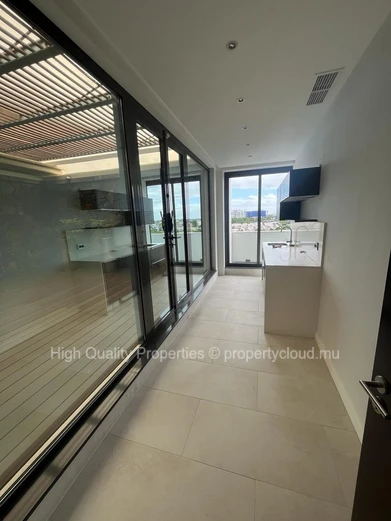 Unfurnished Beautiful Office space for rent 