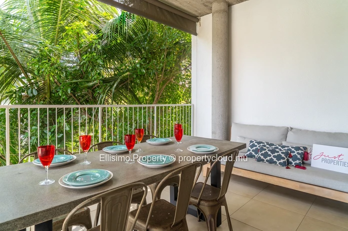 Modern Living Just Minutes from the Coast