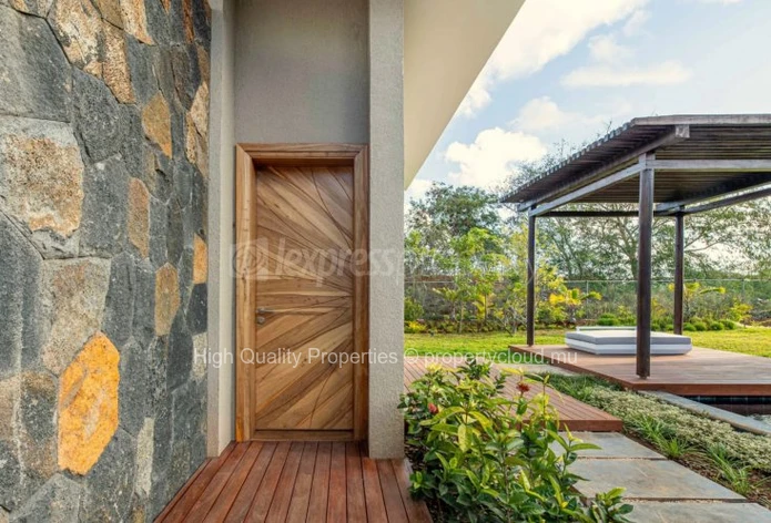 Jacaranda Luxury Villas