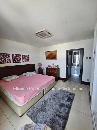 For Rent – 2-Bedroom Apartment with Balcony at La Croisette