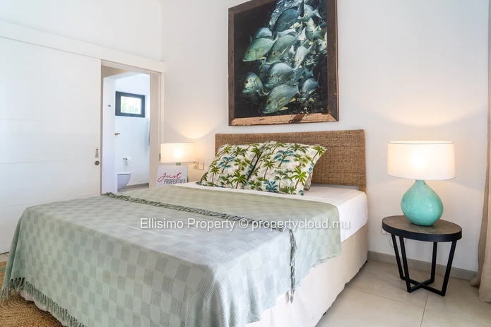 Modern Living Just Minutes from the Coast