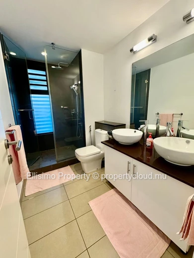 3-Bedroom Apartment in Azuri – Ground Floor