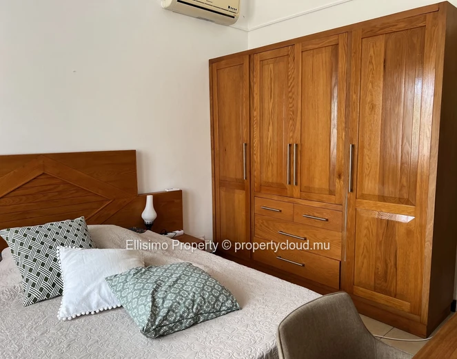 villa for rent in Roche Noires