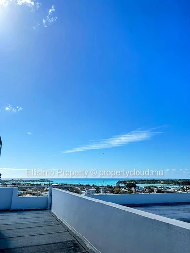 For Rent – Modern 3-Bedroom Apartment in La Croisette, Grand Bay