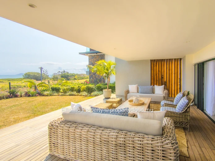 For Rent – St Antoine, Ground Floor Combo Apartment