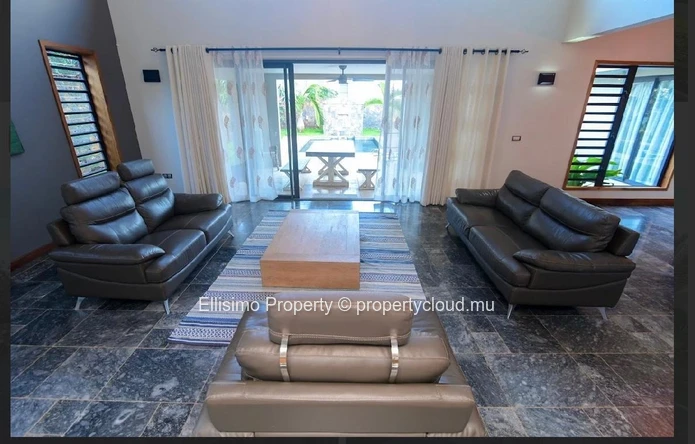 For Rent – Elegant 3-Bedroom Villa in Royal Park, Balaclava