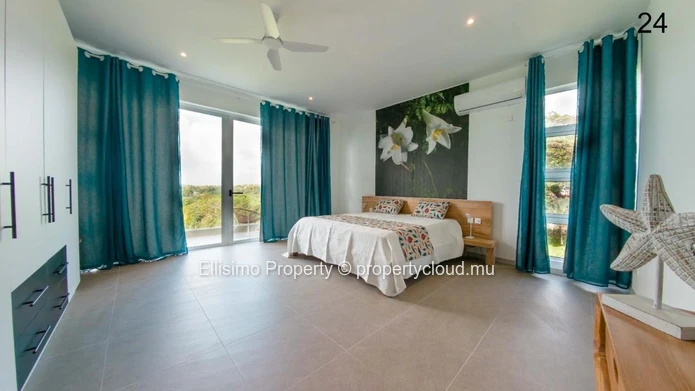 Waterfront Penthouse for Rent – Lor Lagoon, Trou d’Eau Douce