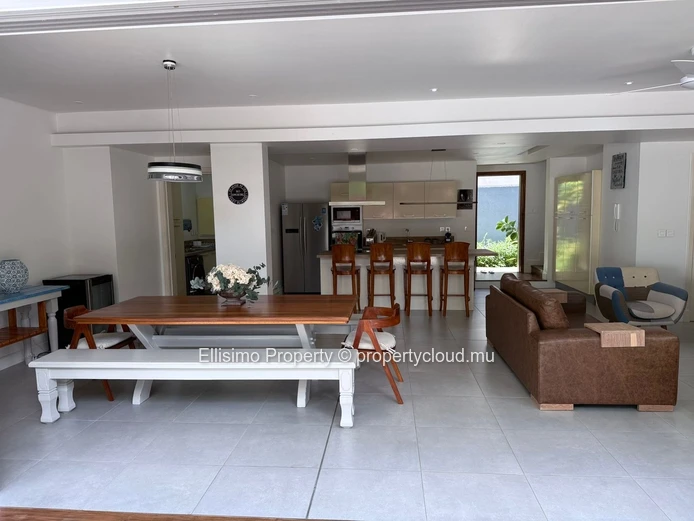 3 bedroom villa