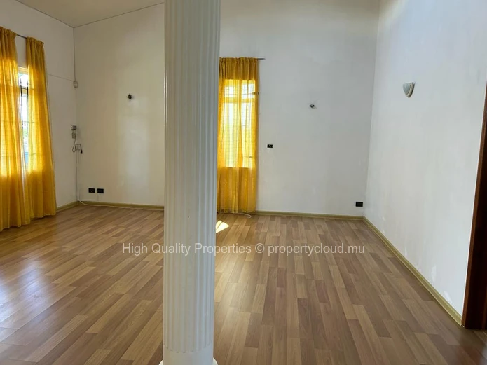 Modern House for sale in Pereybere