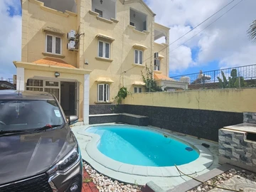 3 Bedroom Townhouse, Duplex
