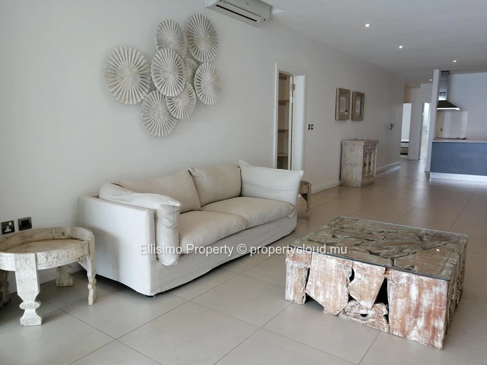 Penthouse 3 Ensuite Bedrooms Beach Front