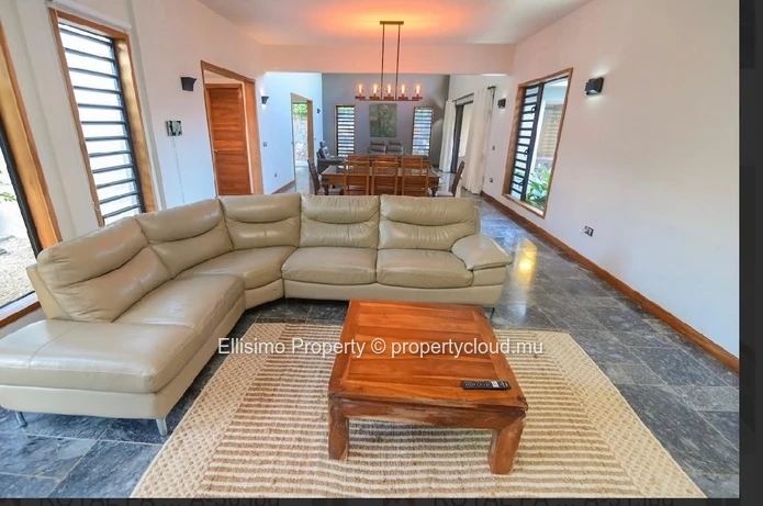 For Rent – Elegant 3-Bedroom Villa in Royal Park, Balaclava
